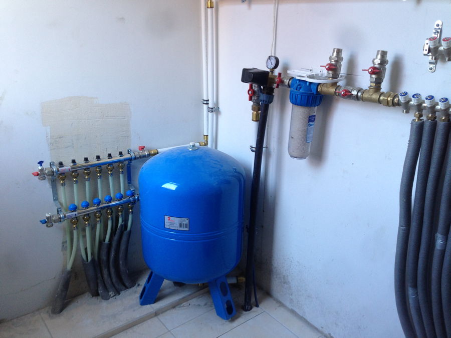 Расширительные баки системы отопления и водоснабжения